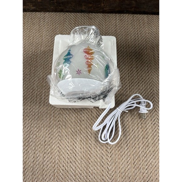 Partylite Holiday Baubles Glass Orb Plug In Candle Warmer Christmas P92702 - Picture 3 of 8